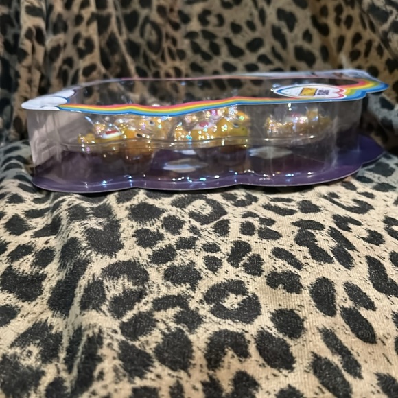 Care Bears Gold and Ruby Collectors set - Picture 7 of 8